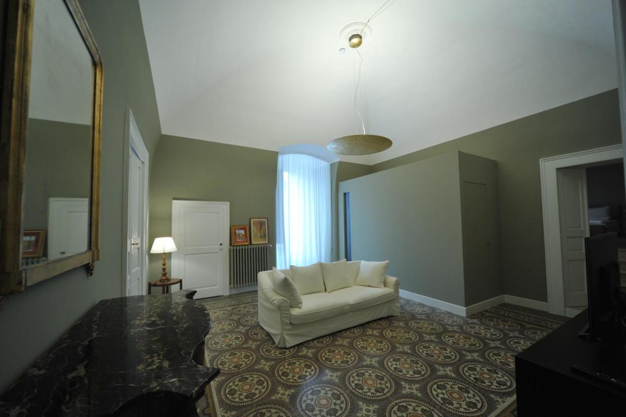 Affittacamere Palazzo Ietri Corso Vittorio Emanuele *